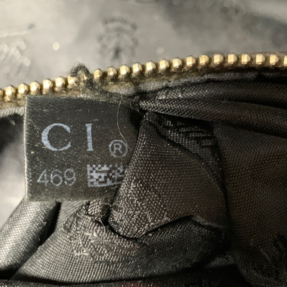 HOST PICK! Gucci Hysteria Hobo - Picture 9 of 12